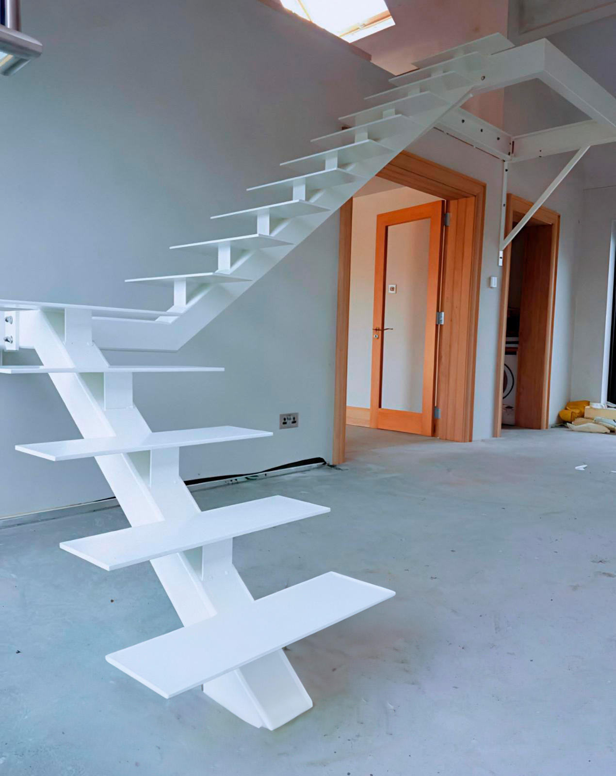 Escaleras a medida - Trabajo en hogar - Metalvo